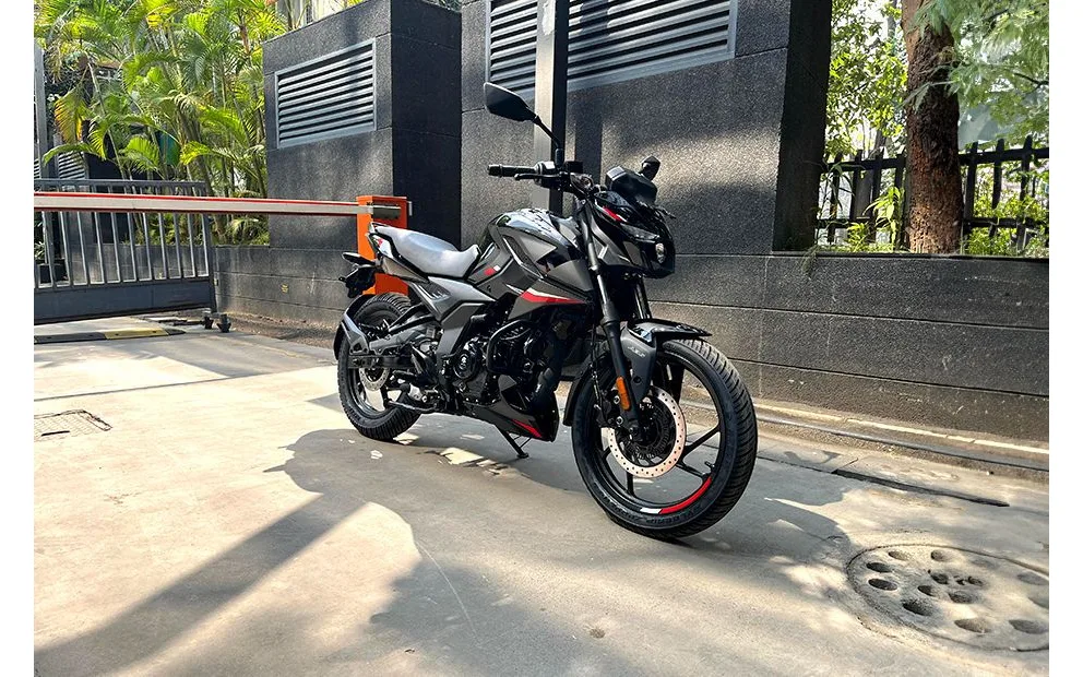 Bajaj Pulsar N150 price in Nepal