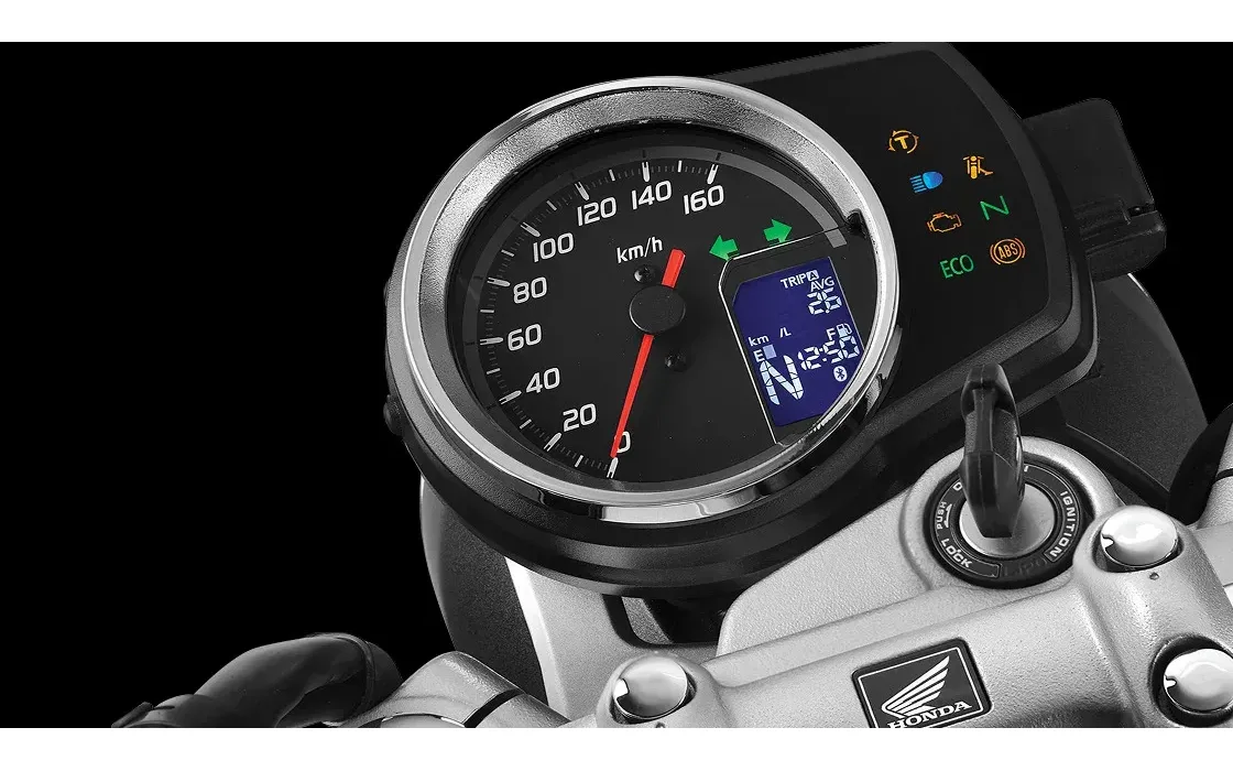 Honda H'ness CB350 — dashboard and infotainment