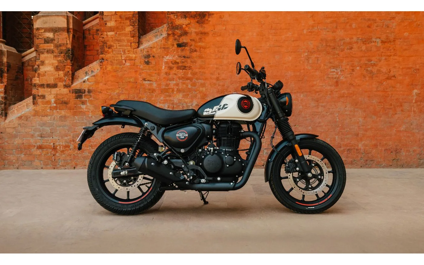 Royal Enfield Hunter 350 price in Nepal