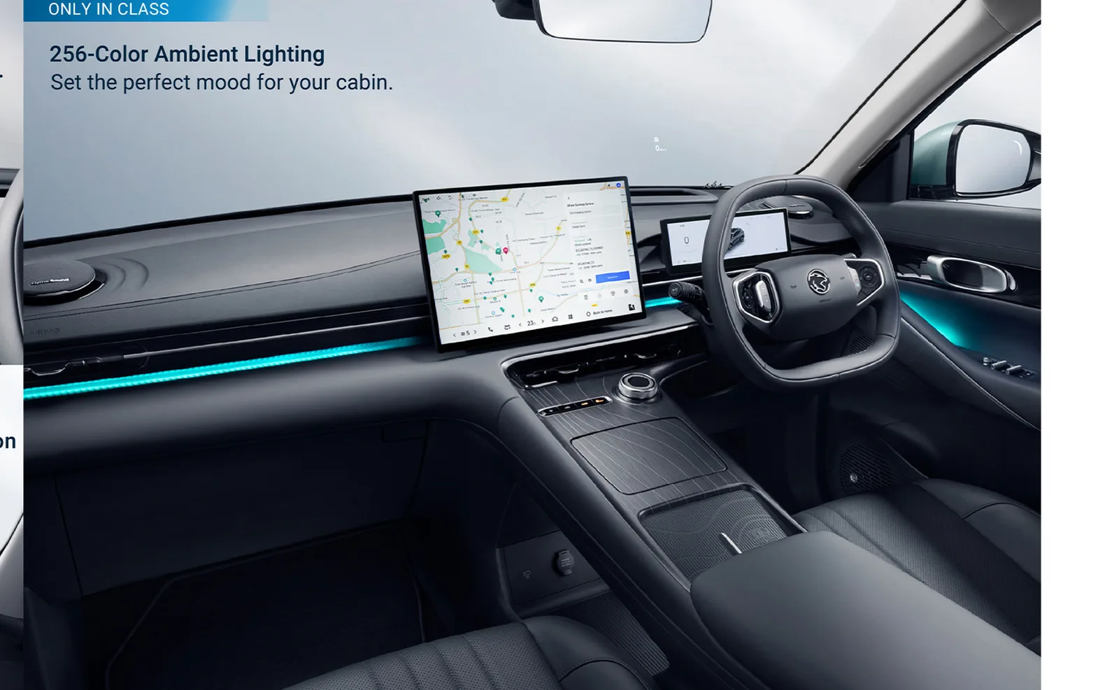 2.5K 15.4" display head unit and 256-colour ambient lighting
