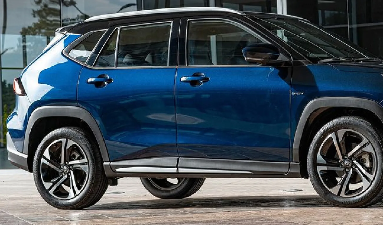 Toyota Yaris Cross — Solid Dynamic SUV exterior design
