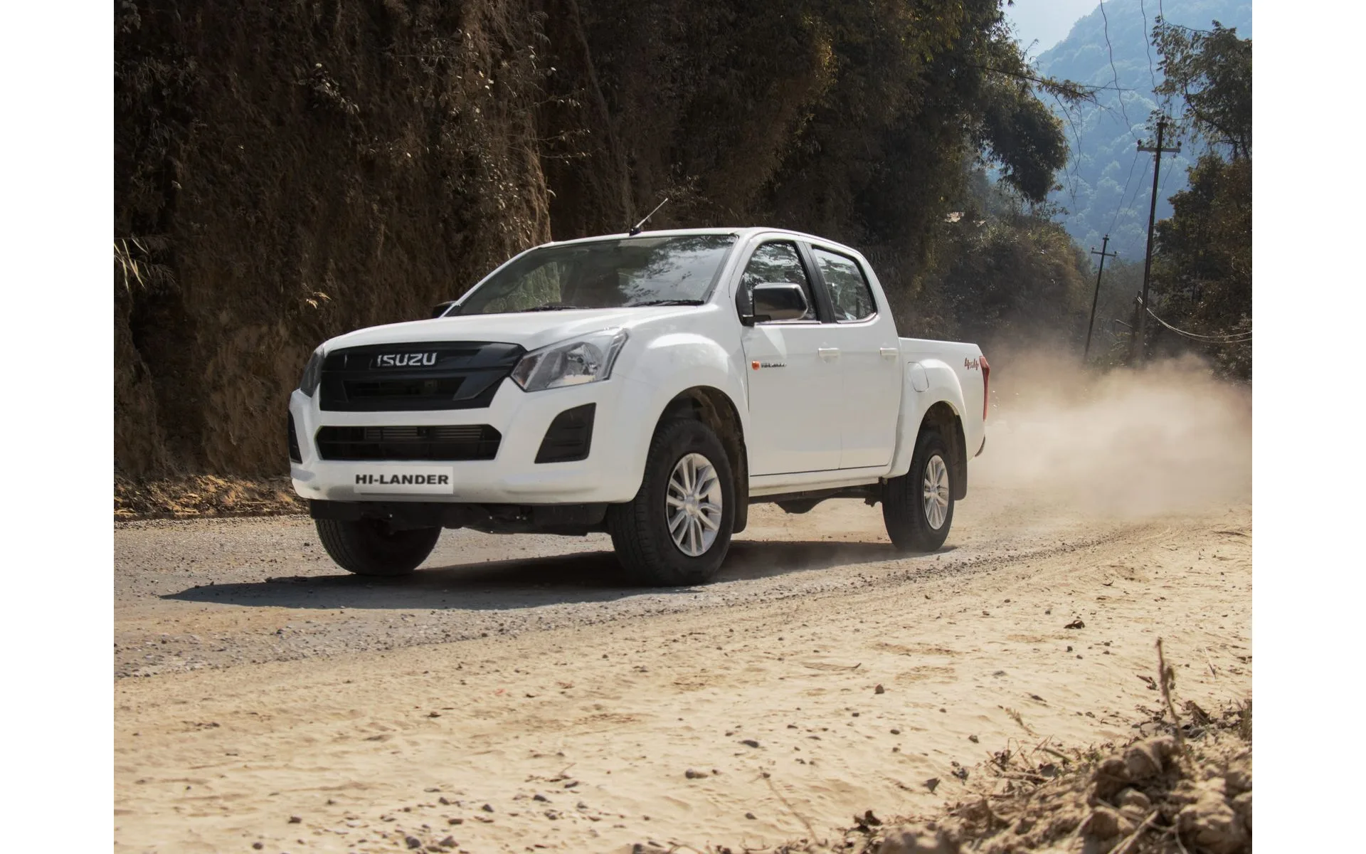 SML Isuzu D-MAX Hi-Lander price in Nepal